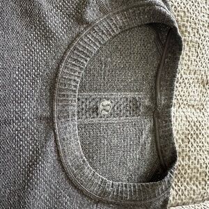 Lululemon Gray running shirt